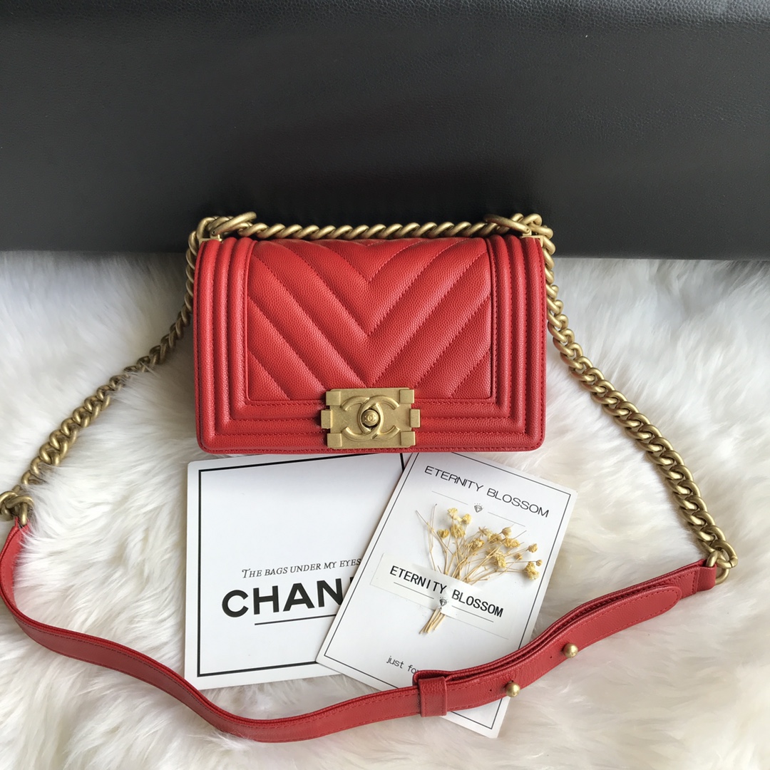 Caviar Small Boy Handbag Flap Bag A67085 Red/Gold